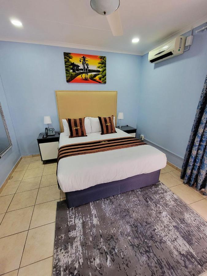 La-Nuel Guest Lodge Boksburg Exterior foto